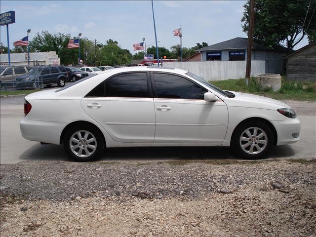 2005 Toyota Camry 4x4 STX