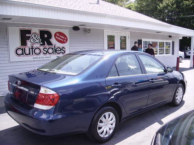 2005 Toyota Camry Laramie 35