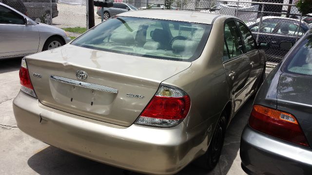 2005 Toyota Camry X