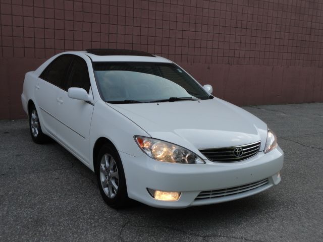 2005 Toyota Camry Ram 1500 2-WD