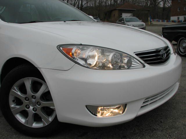 2005 Toyota Camry Ext. Cab 6.5-ft. Bed 4WD
