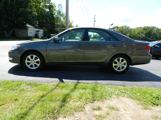 2005 Toyota Camry SEL Sport Utility 4D