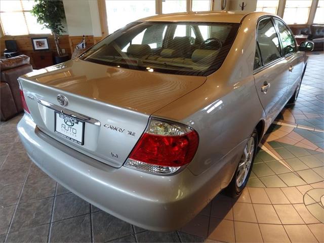 2005 Toyota Camry Unknown