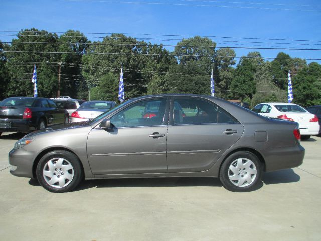 2005 Toyota Camry SE