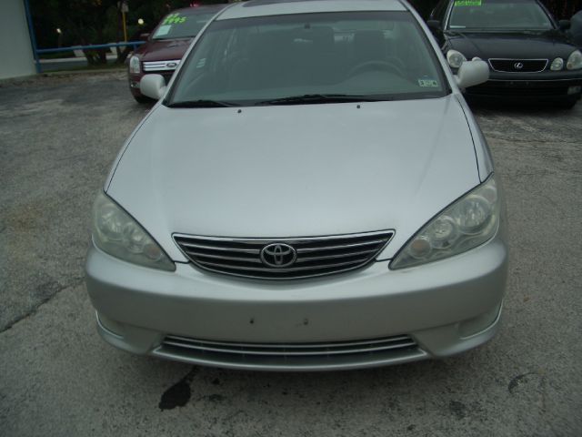 2005 Toyota Camry SE