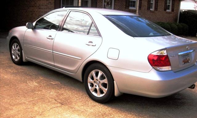 2005 Toyota Camry SEL Sport Utility 4D
