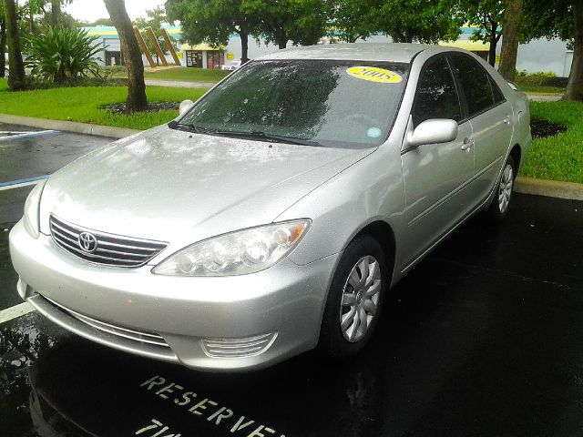 2005 Toyota Camry LS Flex Fuel 4x4 This Is One Of Our Best Bargains