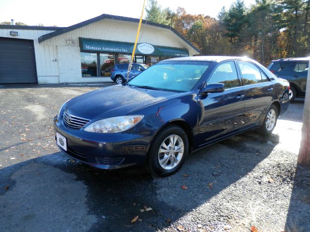 2005 Toyota Camry Enthusiast 2D Roadster