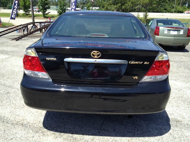 2005 Toyota Camry Ext. Cab 6.5-ft. Bed 4WD