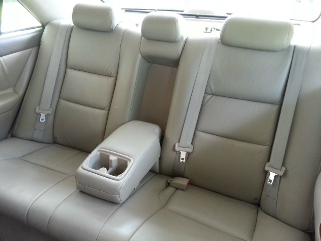 2006 Toyota Camry Ext. Cab 6.5-ft. Bed 4WD