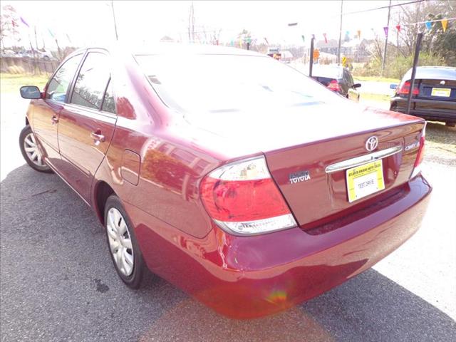 2006 Toyota Camry 2dr Cpe 328xi AWD