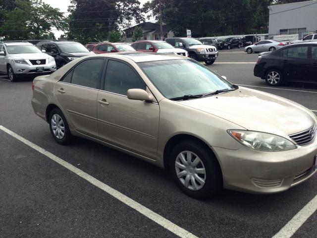 2006 Toyota Camry 4dr Sdn SEL Sedan