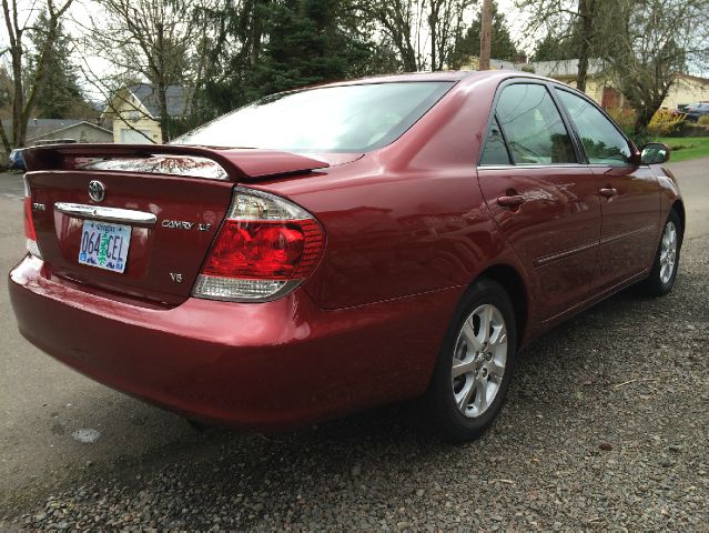 2006 Toyota Camry Ext. Cab 6.5-ft. Bed 4WD