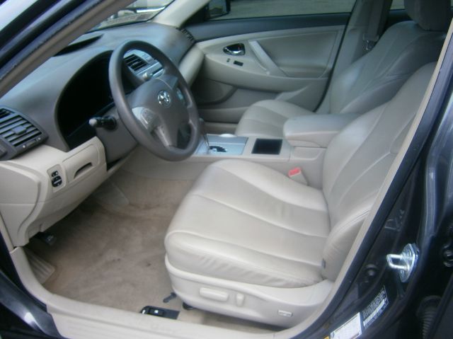 2007 Toyota Camry Enthusiast 2D Roadster