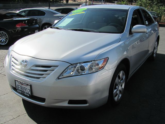 2009 Toyota Camry XLT FX4 Crew Cab