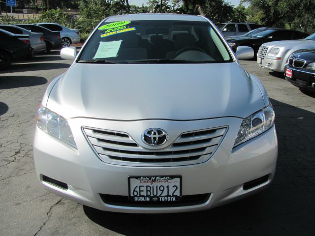 2009 Toyota Camry XLT FX4 Crew Cab