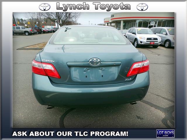 2009 Toyota Camry Ext. Cab 6.5-ft. Bed 4WD