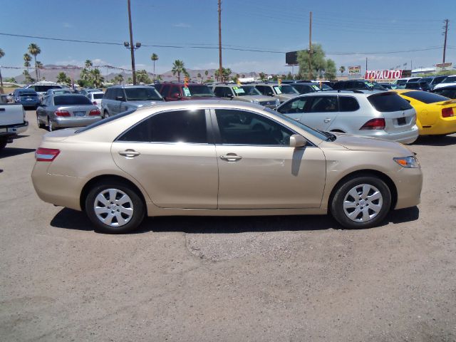 2010 Toyota Camry Custom 4D