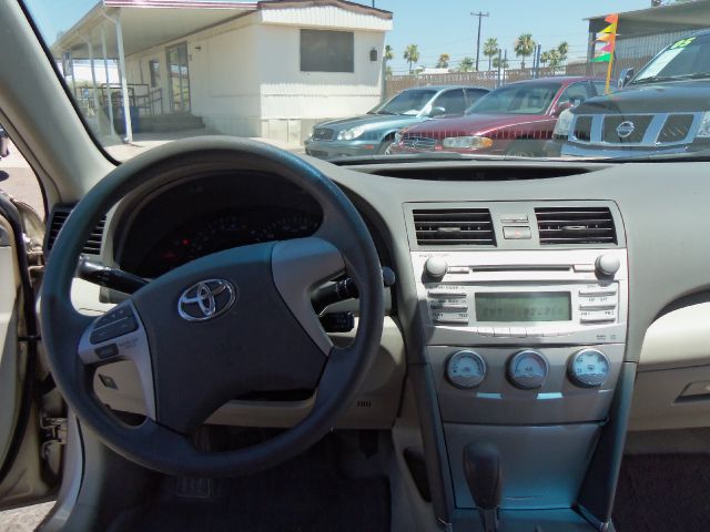 2010 Toyota Camry Custom 4D