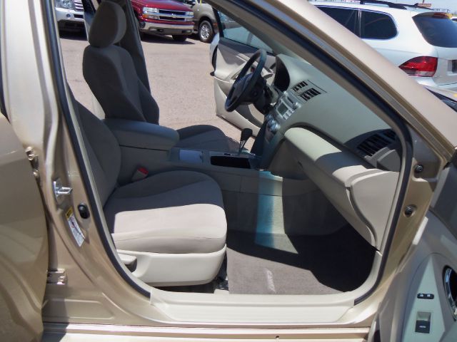 2010 Toyota Camry Custom 4D