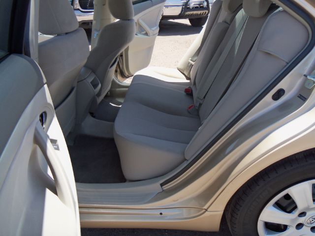 2010 Toyota Camry Custom 4D