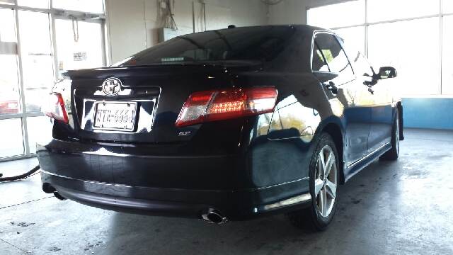 2010 Toyota Camry FX4 Super Crew 4x4