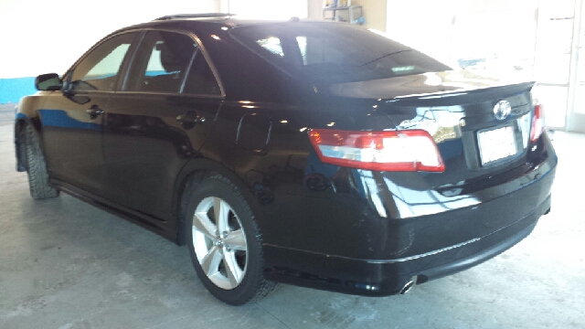 2010 Toyota Camry FX4 Super Crew 4x4