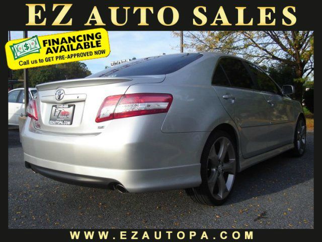 2010 Toyota Camry FX4 Super Crew 4x4