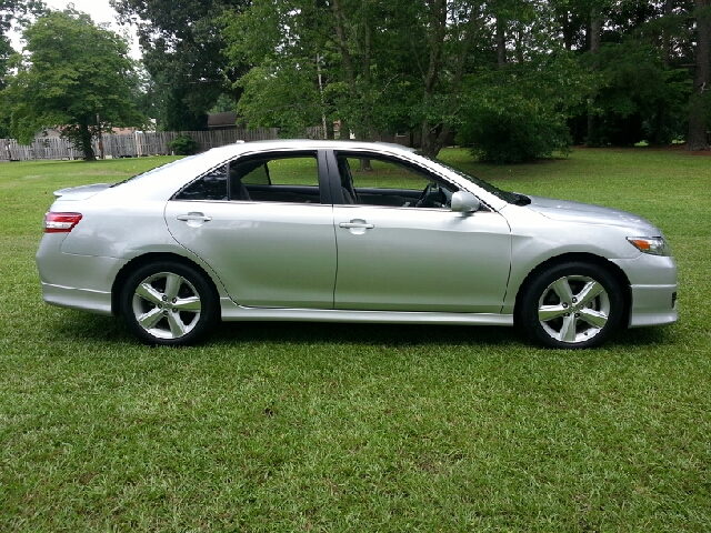 2010 Toyota Camry FX4 Super Crew 4x4