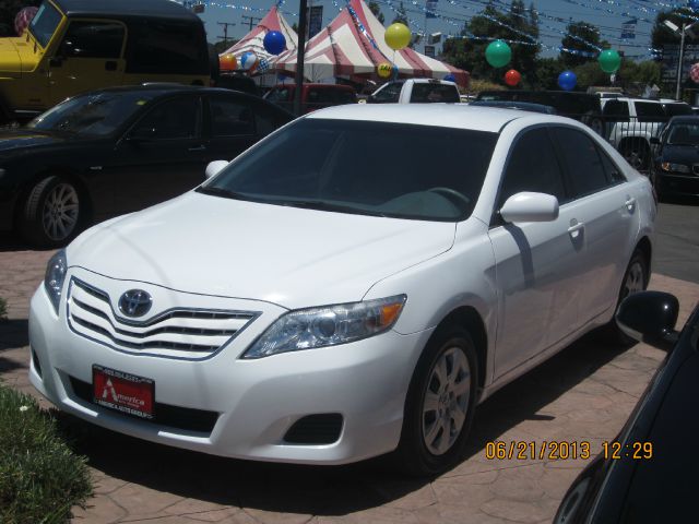 2010 Toyota Camry X
