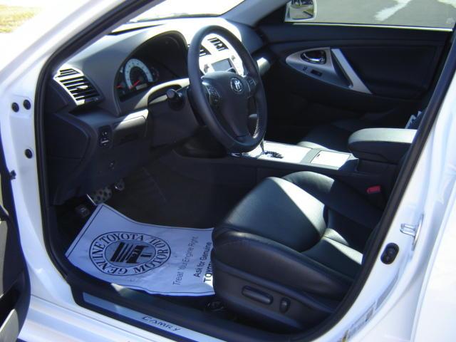 2010 Toyota Camry Unknown