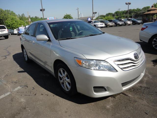 2010 Toyota Camry X