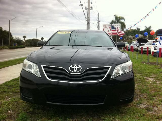 2010 Toyota Camry X