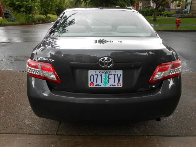 2011 Toyota Camry 2.5 AWD SUV