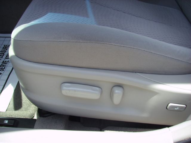 2011 Toyota Camry Limited 3.0R VDC AWD Wagon