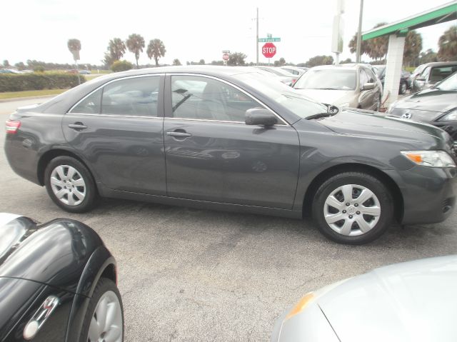 2011 Toyota Camry X