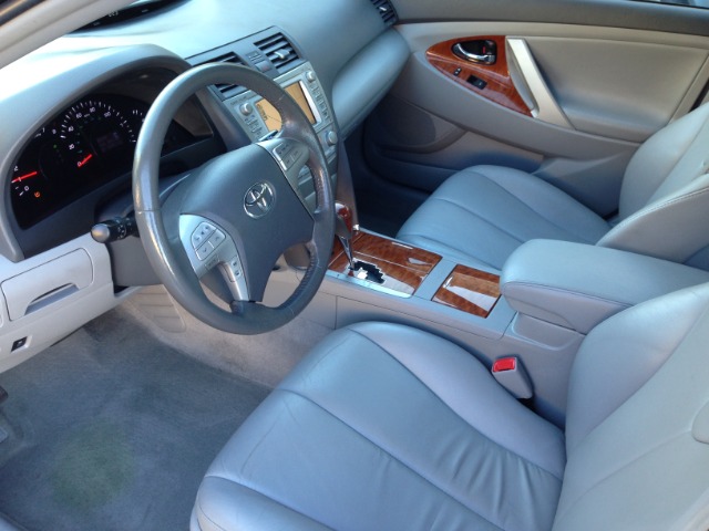 2011 Toyota Camry SEL Sport Utility 4D