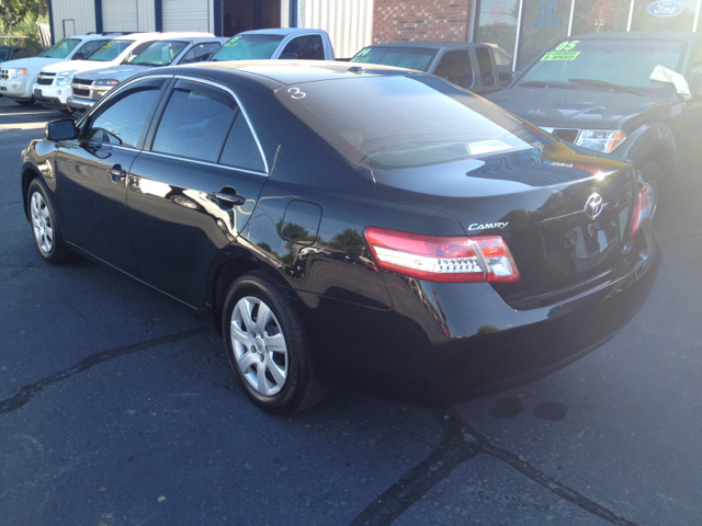 2011 Toyota Camry FWD 4dr