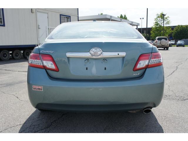 2011 Toyota Camry SEL Sport Utility 4D