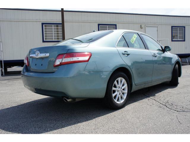 2011 Toyota Camry SEL Sport Utility 4D