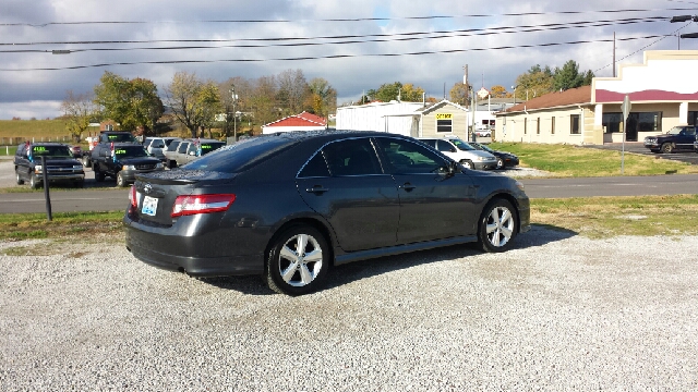 2011 Toyota Camry FX4 Super Crew 4x4
