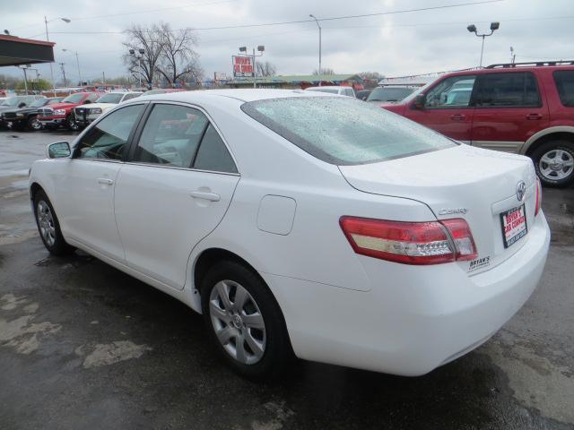 2011 Toyota Camry X