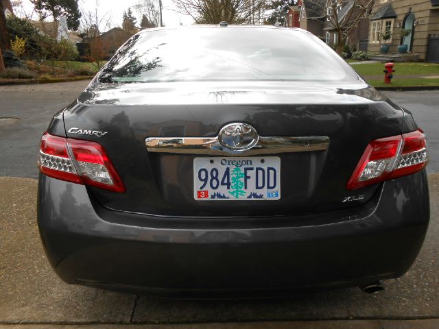 2011 Toyota Camry SEL Sport Utility 4D