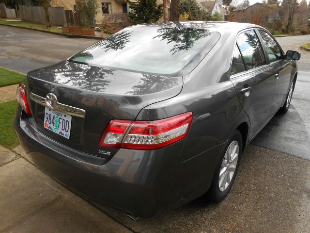 2011 Toyota Camry SEL Sport Utility 4D