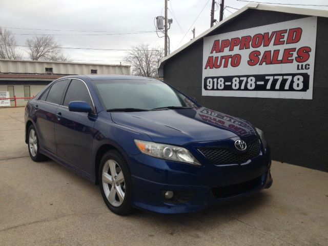 2011 Toyota Camry FX4 Super Crew 4x4