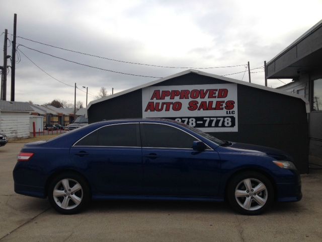2011 Toyota Camry FX4 Super Crew 4x4
