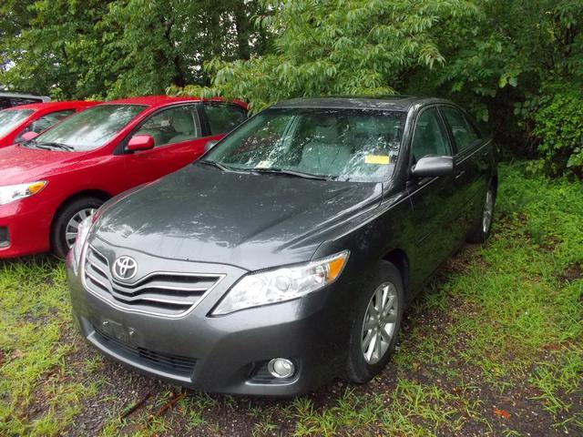 2011 Toyota Camry SEL Sport Utility 4D