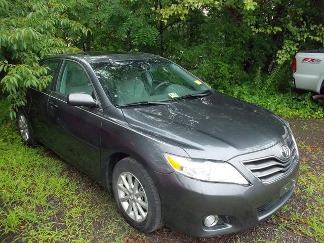 2011 Toyota Camry SEL Sport Utility 4D