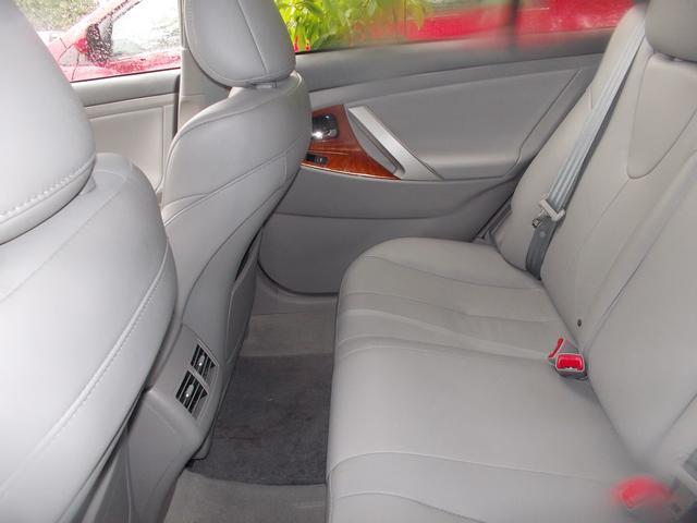 2011 Toyota Camry SEL Sport Utility 4D