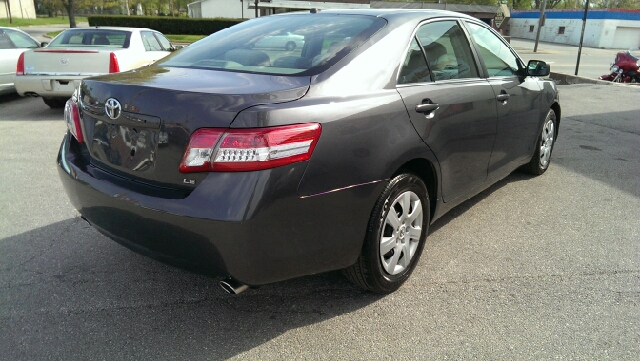 2011 Toyota Camry Reg Cab FLAT BED